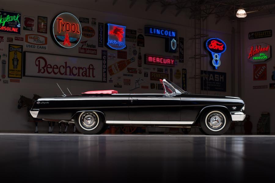  Chevrolet Impala SS 409 Convertible 1962 года  (фото 16 из 18)
